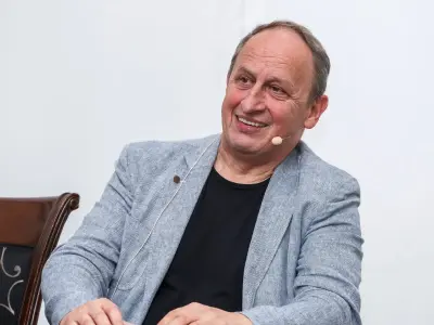 CezbitMax obchodní expert